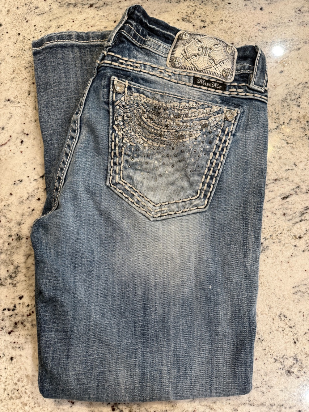 Miss Me Women's Mid-rise Easy Crop Jeans
